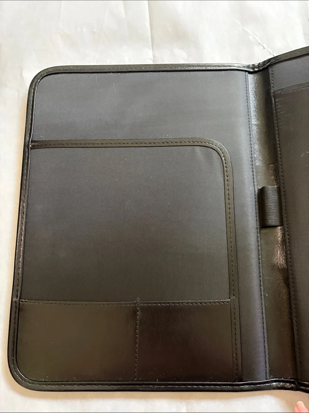 Schneider electric Portfolio Folder Black Leather 12x9 smart structure solution